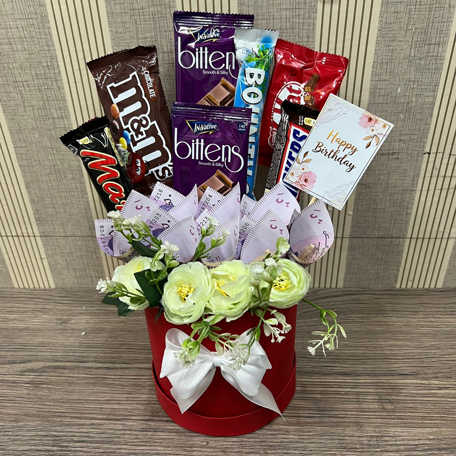 Money & Chocolate Gift Box