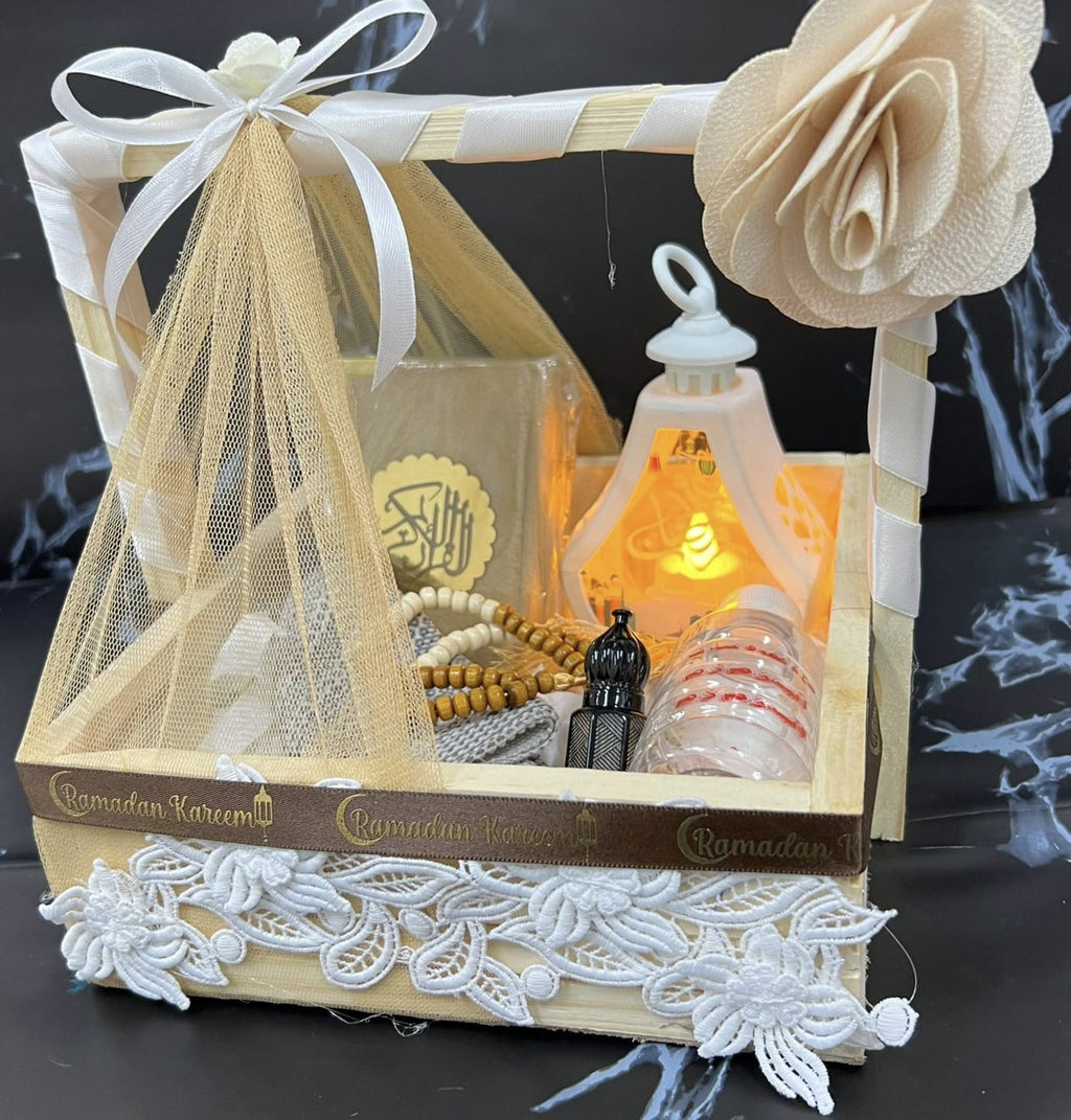 Ramadan Kareem Gift Basket